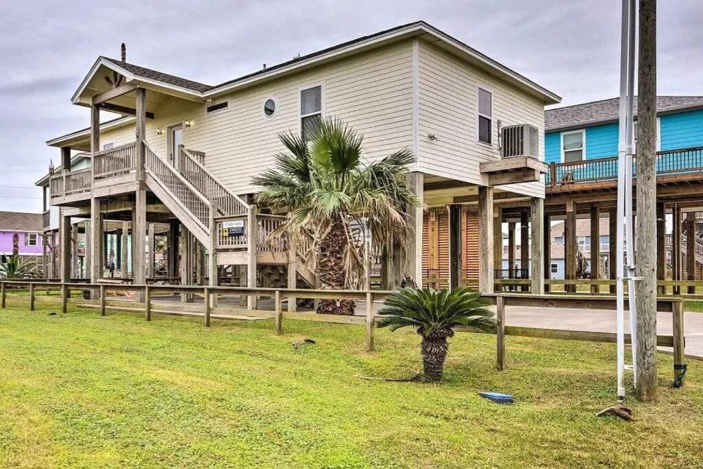 Just Beachin' It Villa Bolivar Peninsula Exterior photo